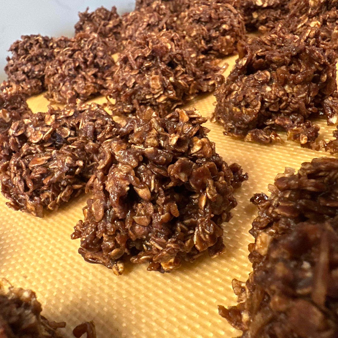 Chocolate Oatmeal Coconut Macaroons