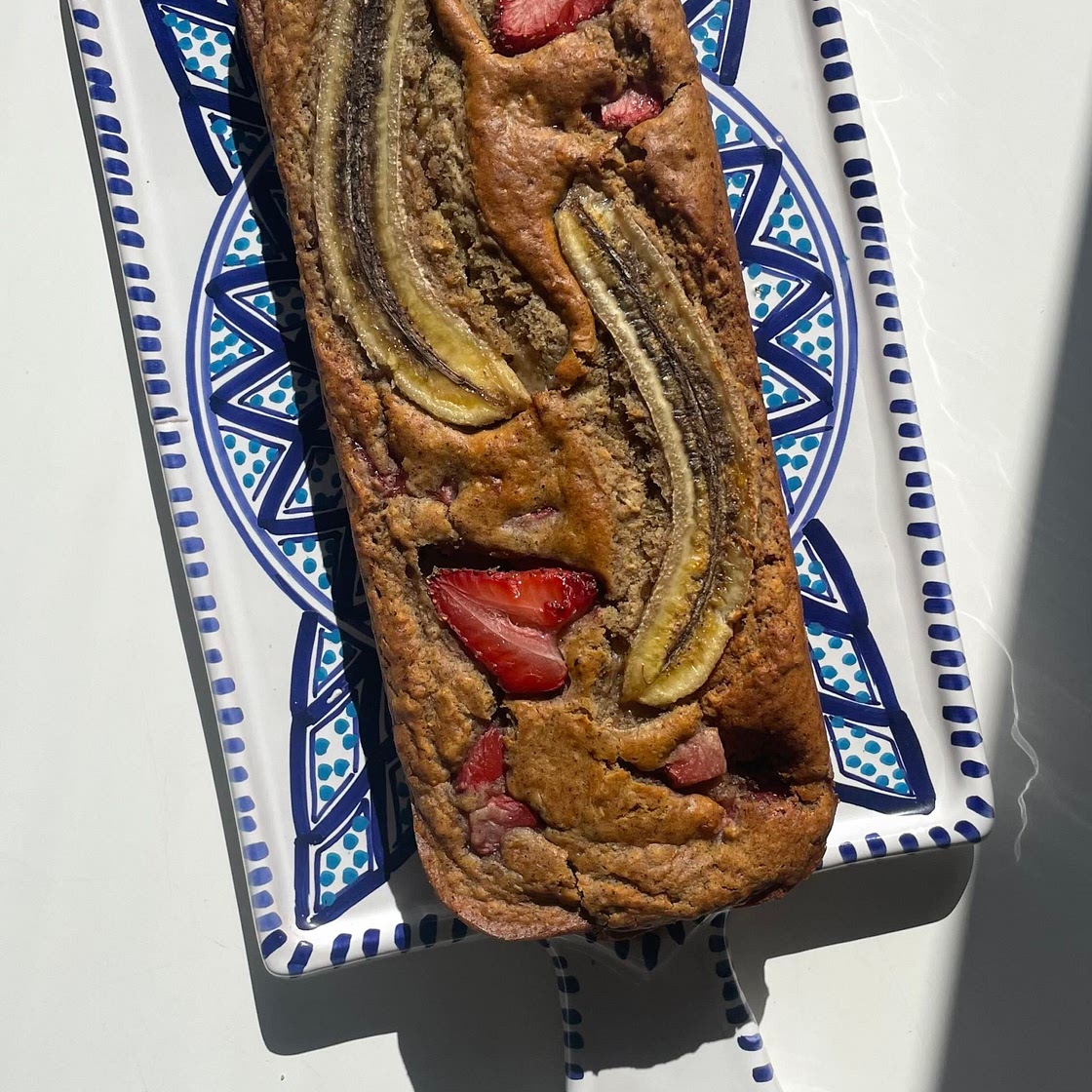 vegan strawberry, banana and oat bread