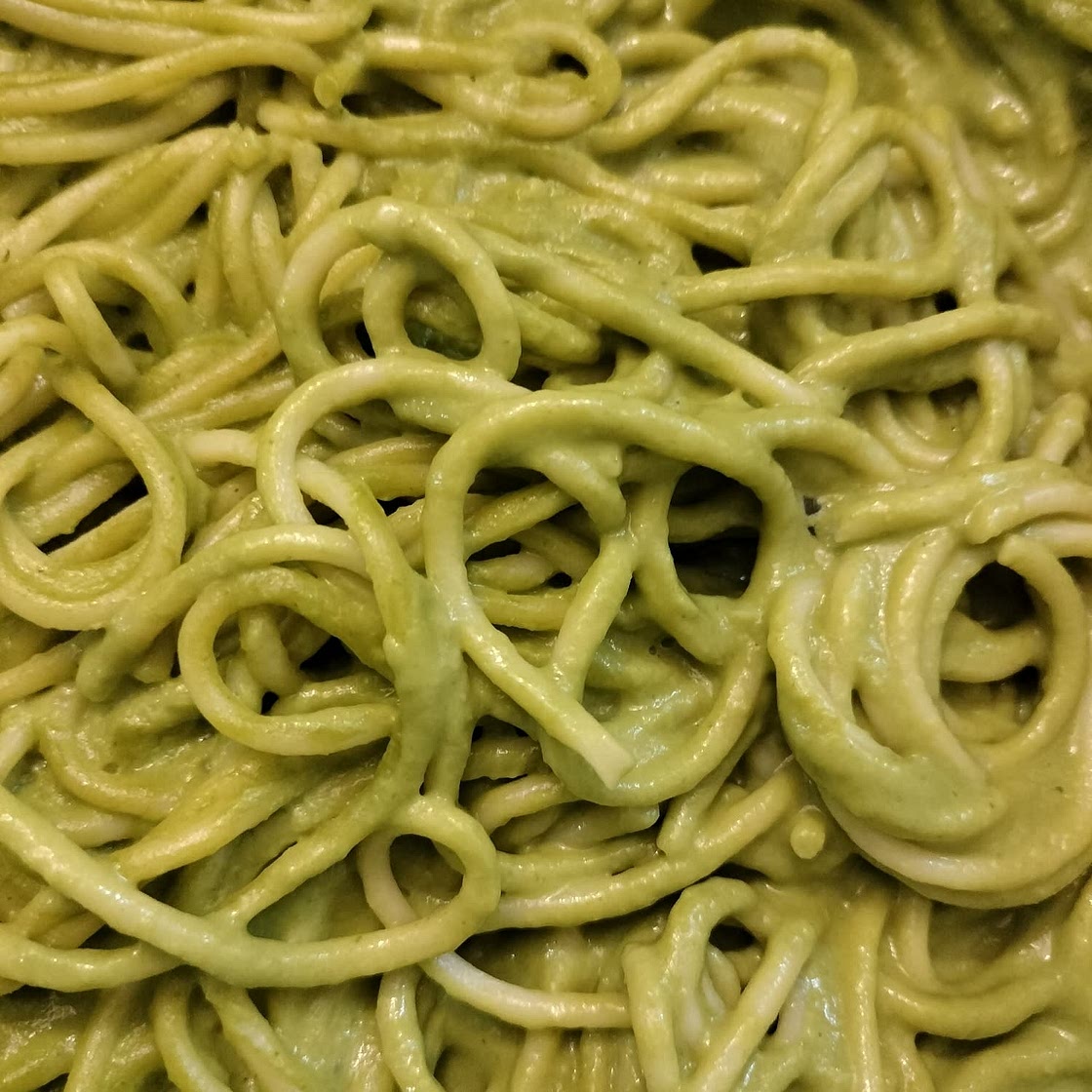 Espagueti Verde (Spaghetti in Poblano Sauce)