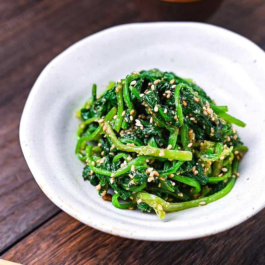 Japanese Sesame Spinach Salad (Horenso no Goma-ae)