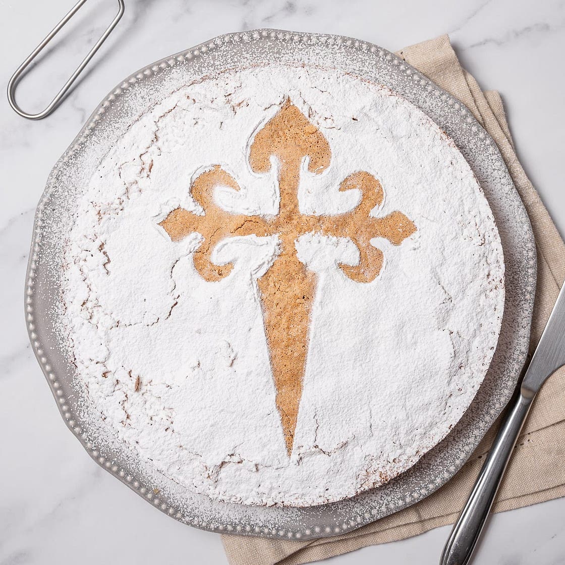 Spanish Almond Cake (Tarta de Santiago Recipe)