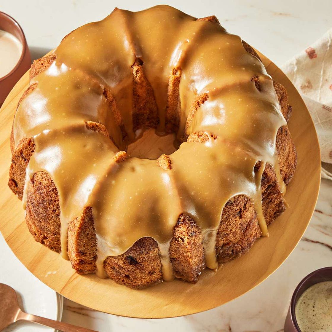 Old-Fashioned Apple Dapple Cake Has Us Ready For Fall