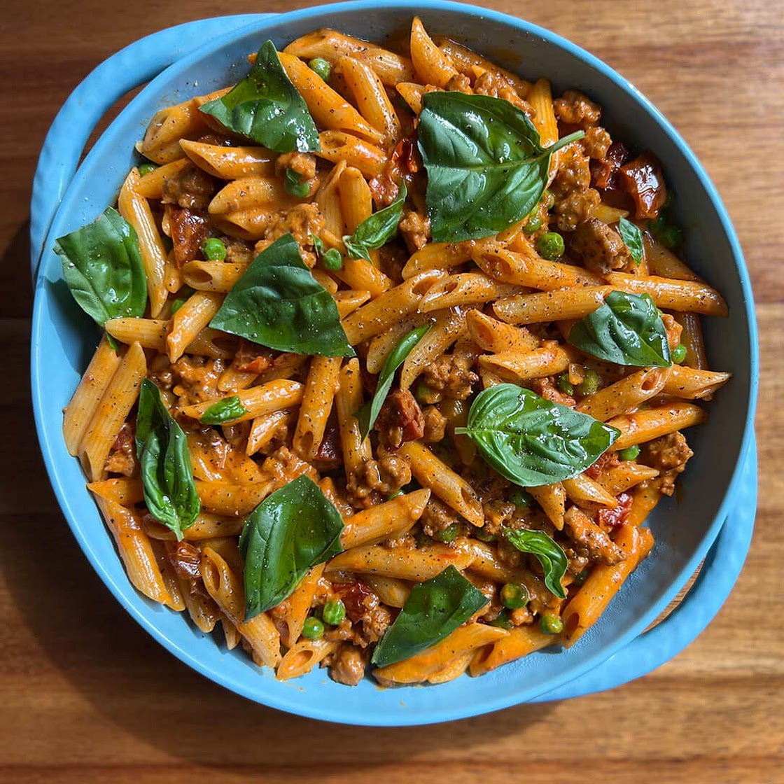 Spicy Creamy Penne with Sausage and Peas