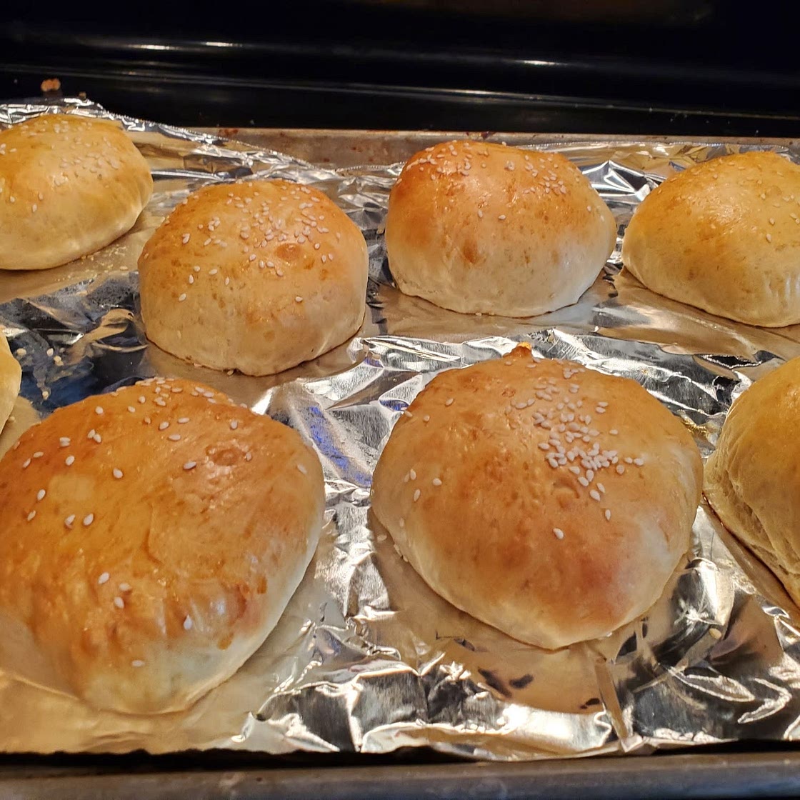 Homemade Hamburger Buns (Bread Machine)