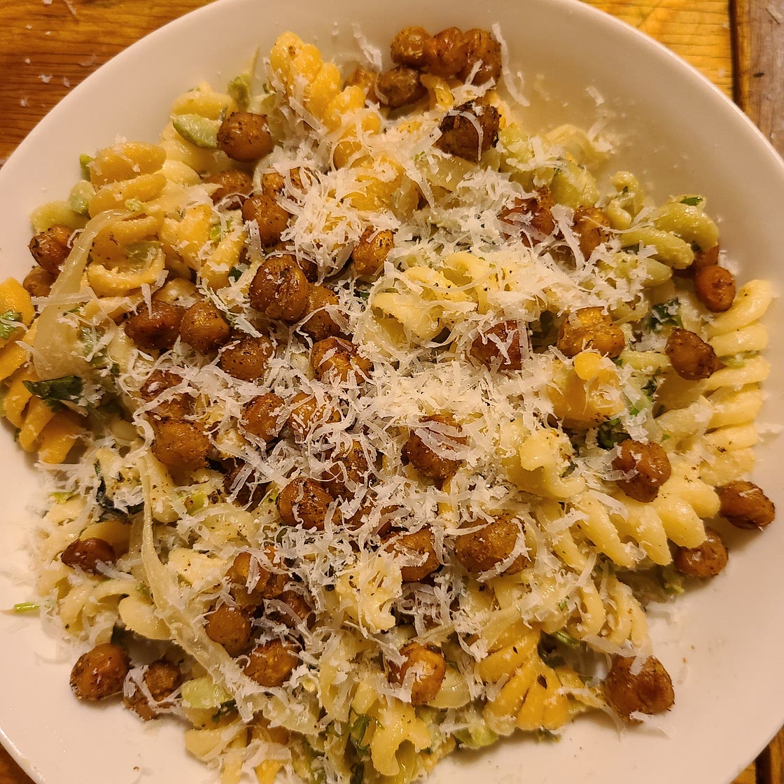 Mediterranean Tahini and Chickpea Pasta