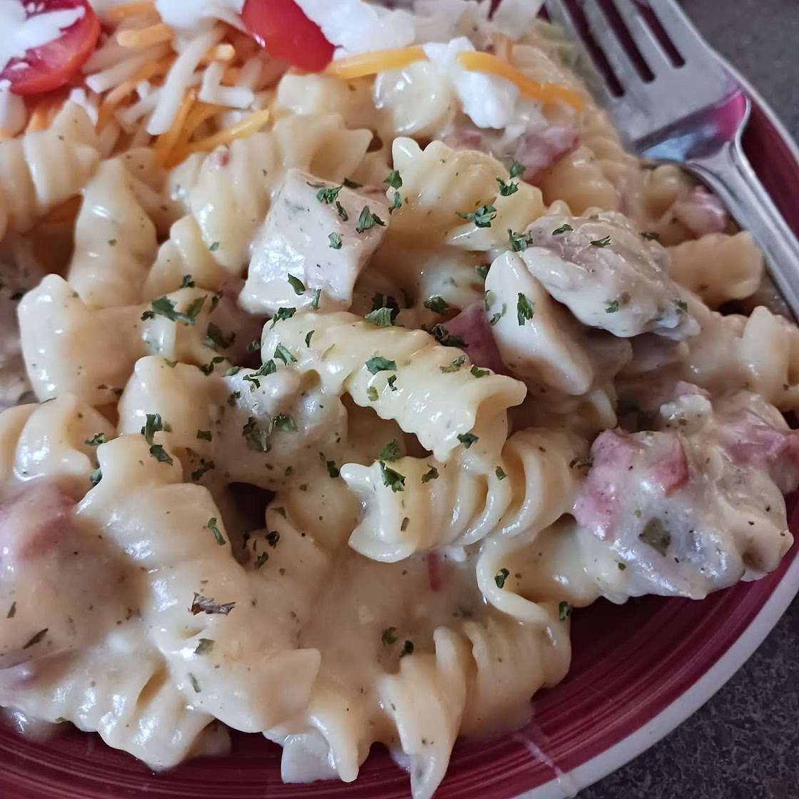 Instant Pot Ranch Chicken Pasta