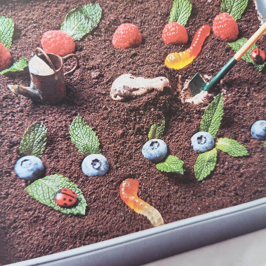 Dig in the dirt pie
