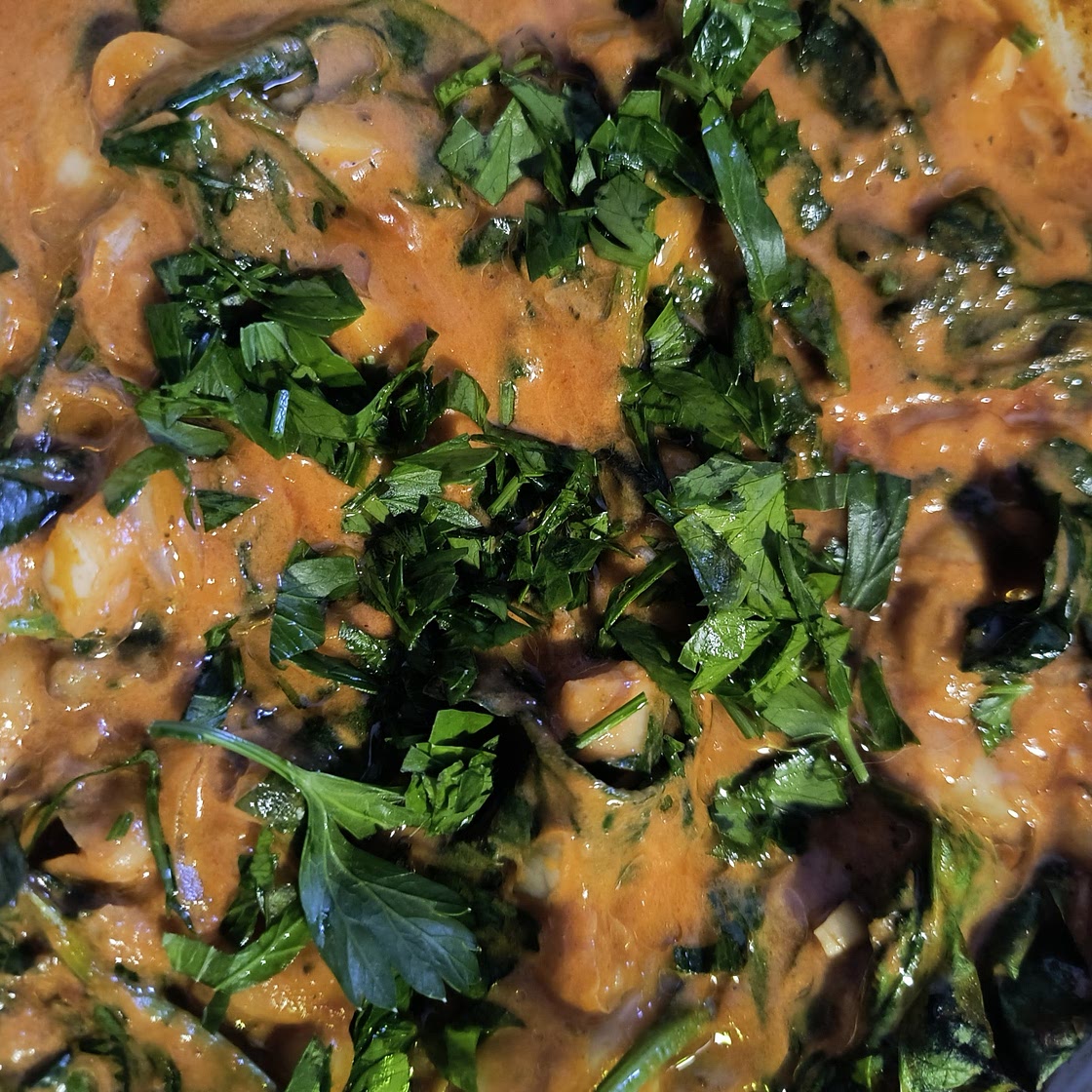 Roasted Red Pepper Butter Beans with Spinach