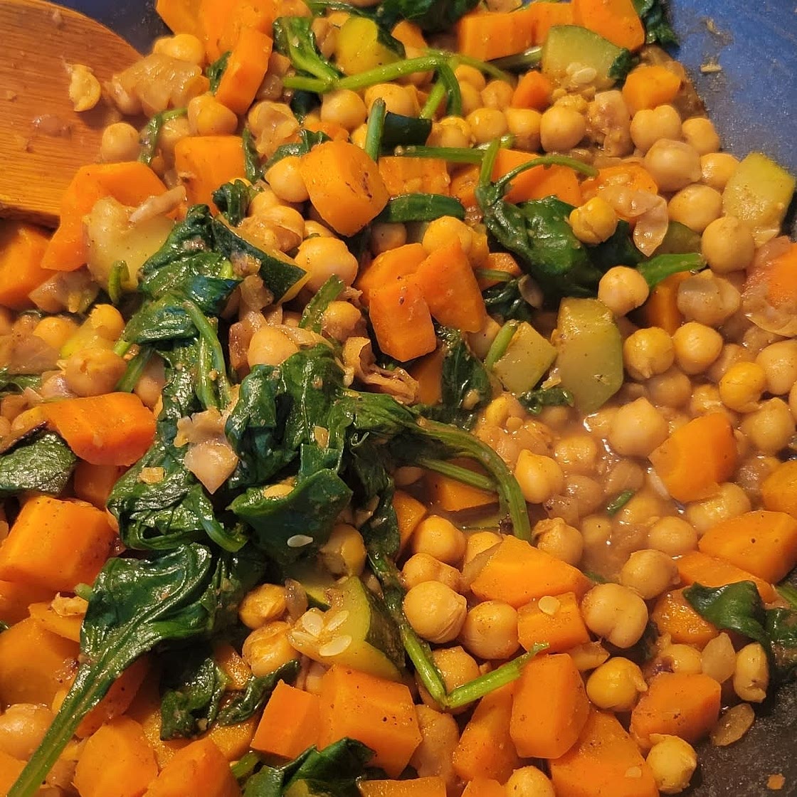 Ethiopian Chickpeas - Easy Vegetarian Ethiopian Recipe