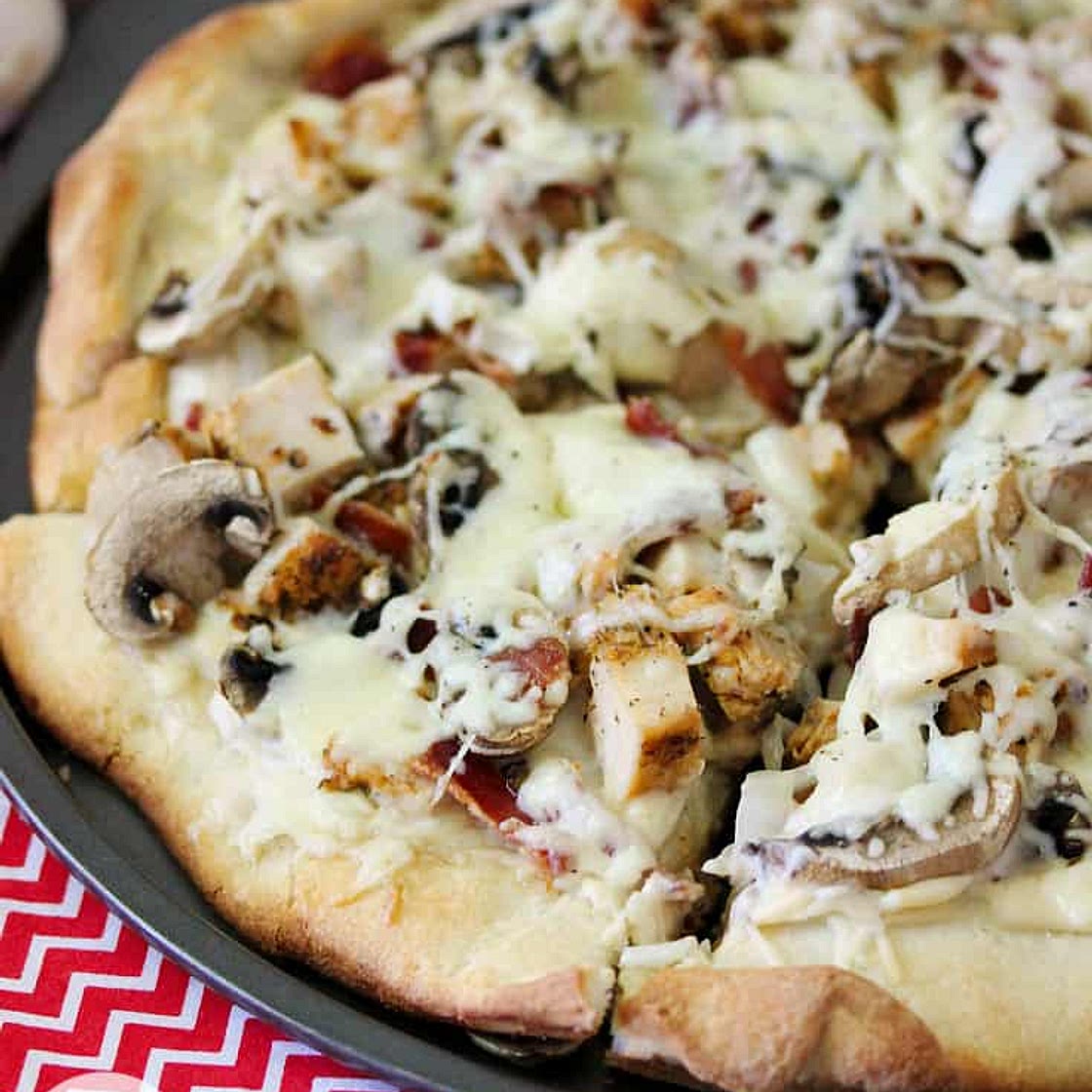 Chicken Bacon Alfredo Pizza