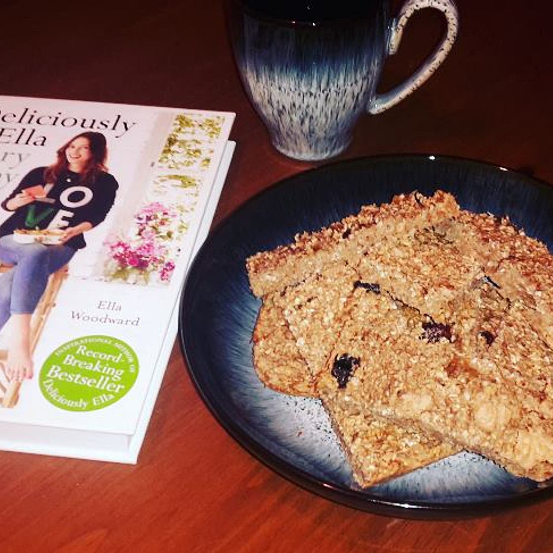 Deliciously Ella’s Banana Breakfast Bars