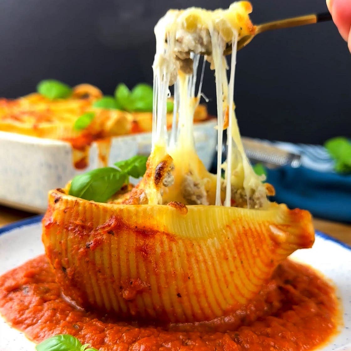 Creamy Beef-Stuffed Shells