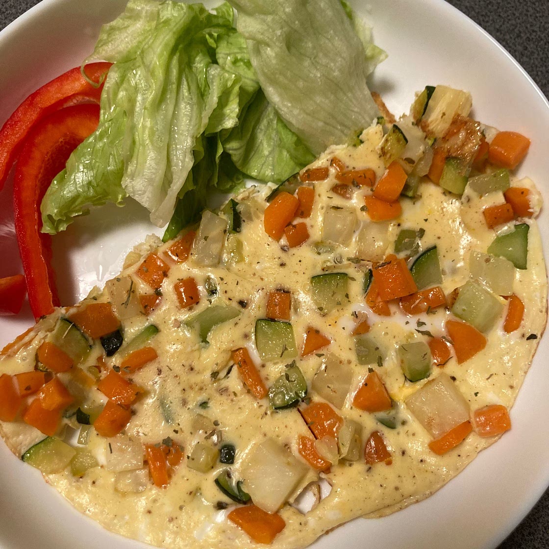 Zapečená zelenina s vajíčkem a bramborem