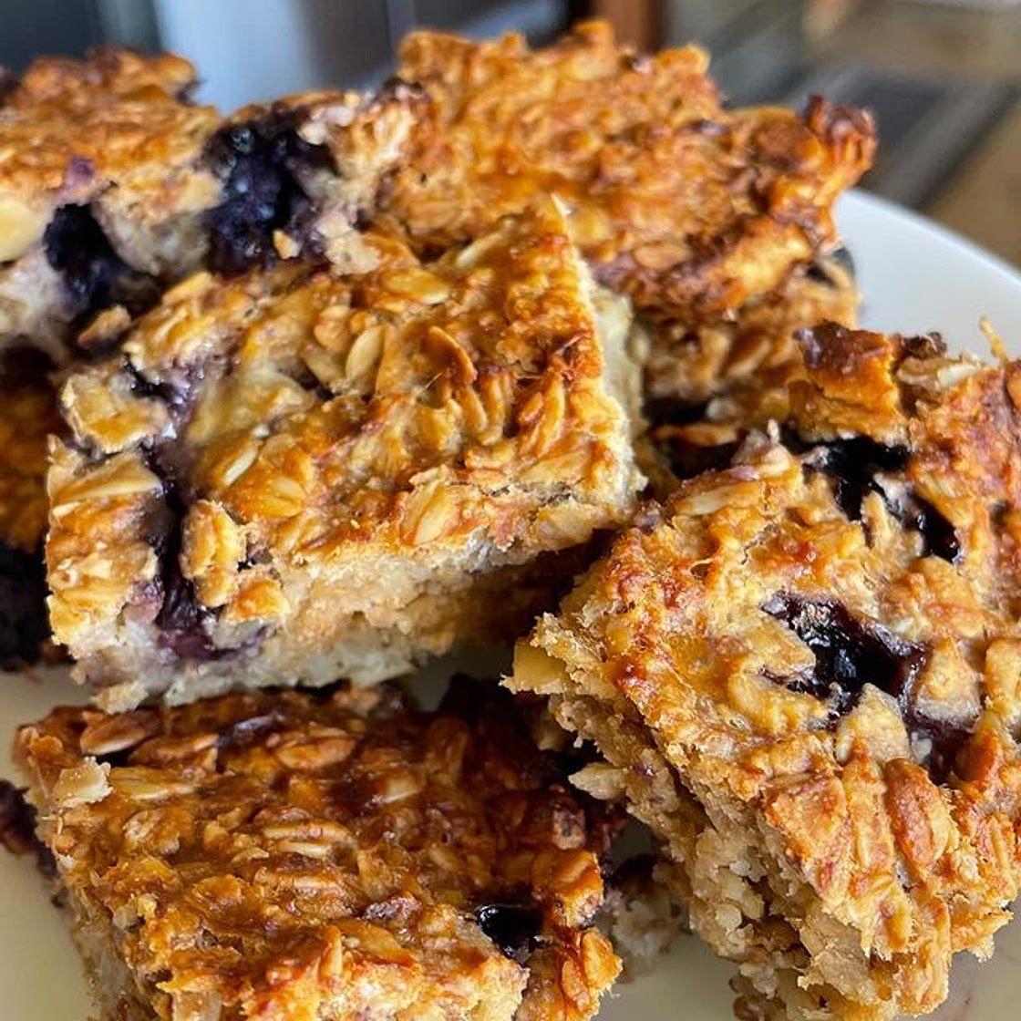 Berry breakfast bars