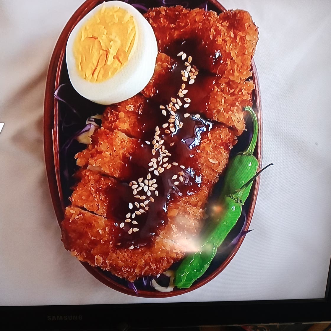 Tonkatsu bento box