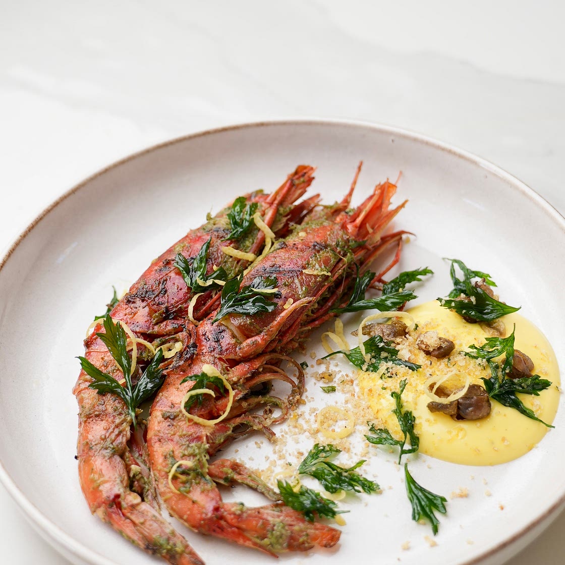 Chargrilled prawns with garlic mayo