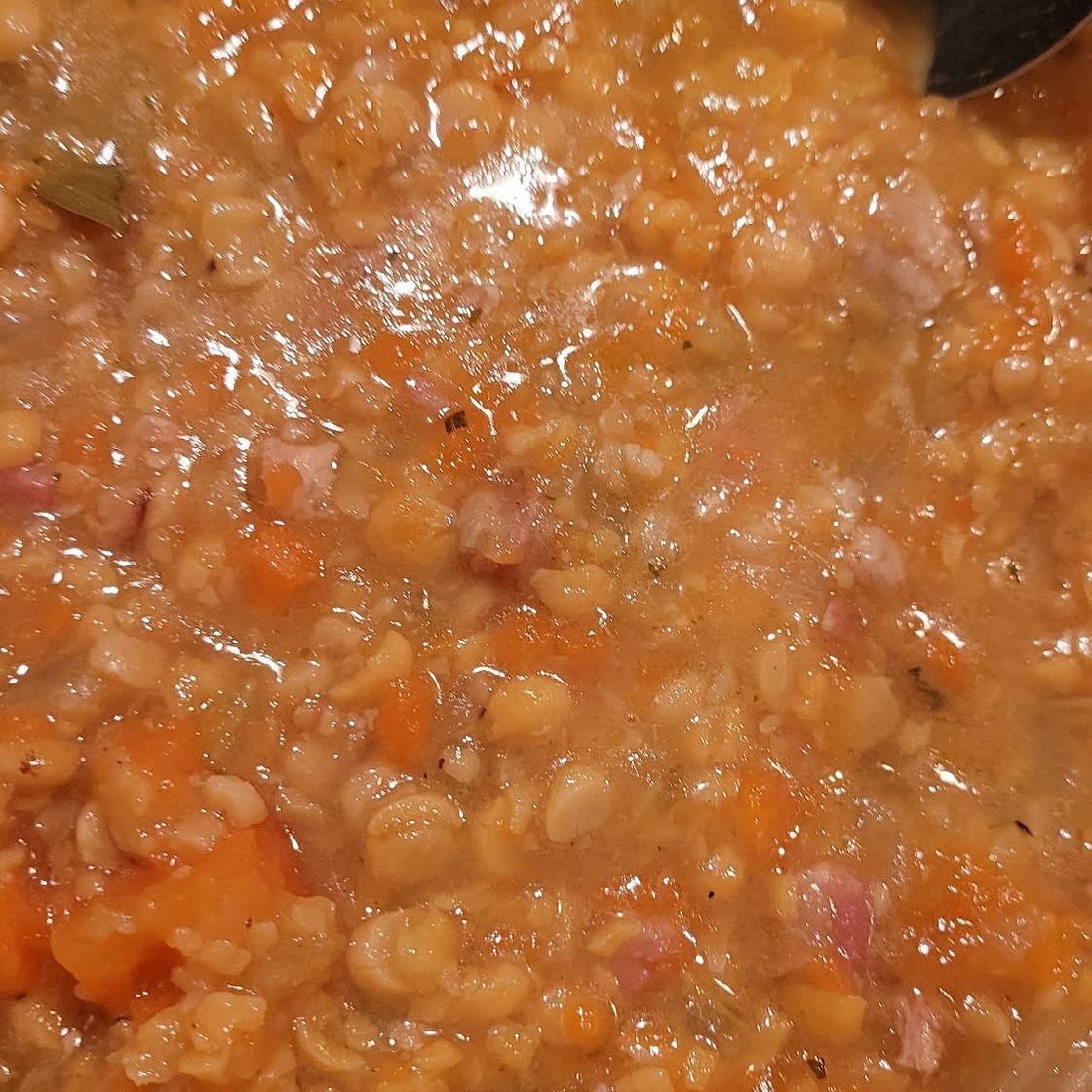 Quebec-Style Yellow Split Pea Soup