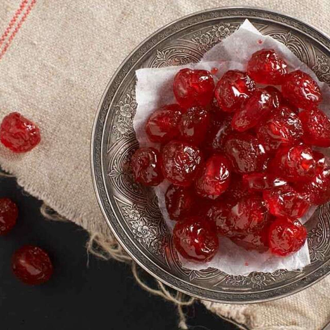 Candied cherries for desserts