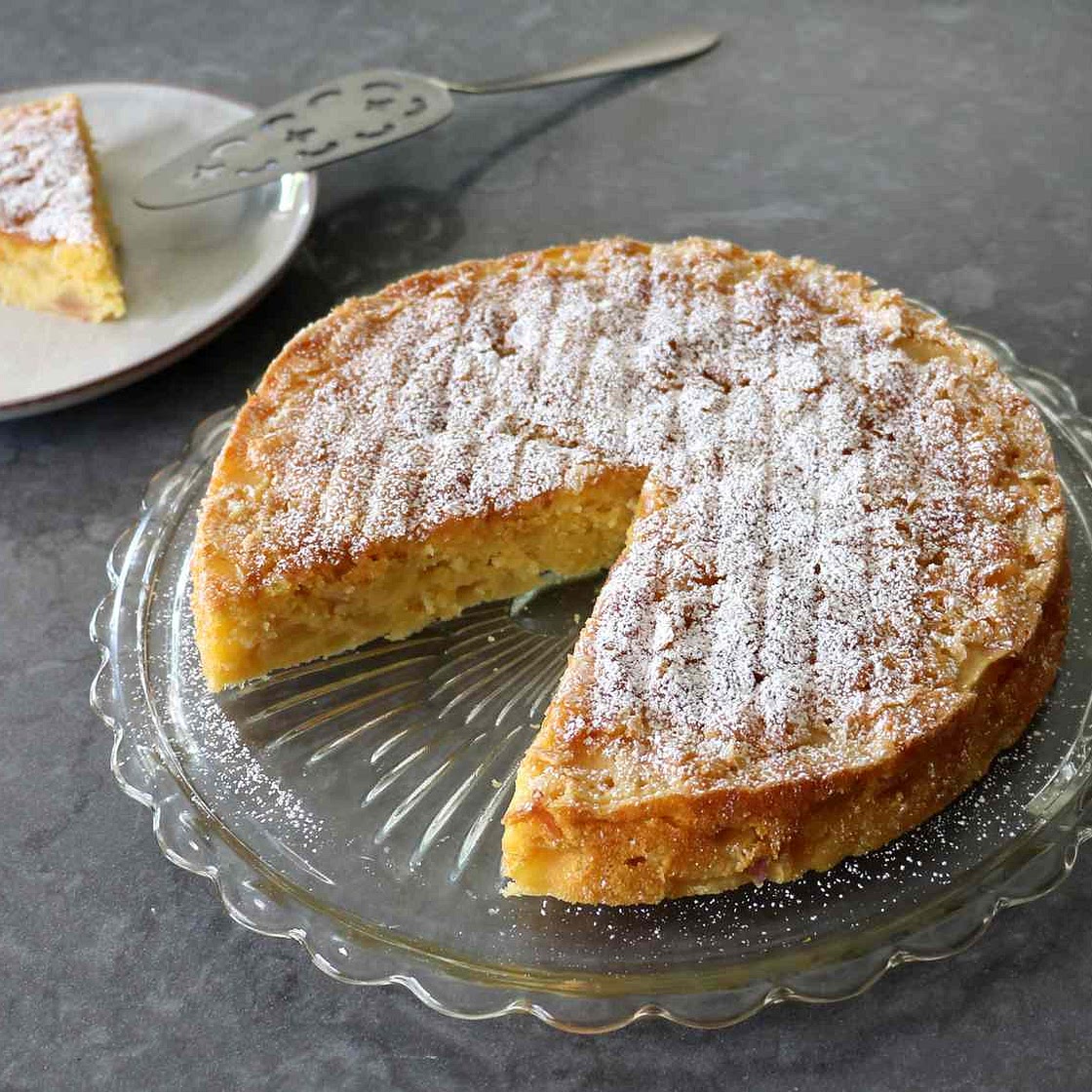 French Apple Cake
