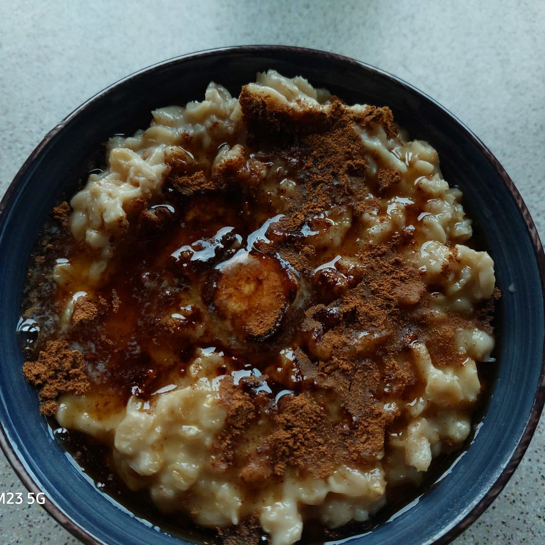Cinnamon oatmeal