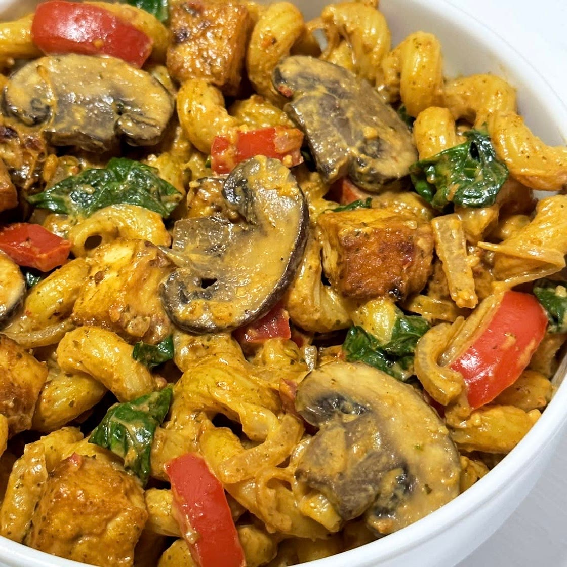Vegan Creamy Fajita Cavatappi