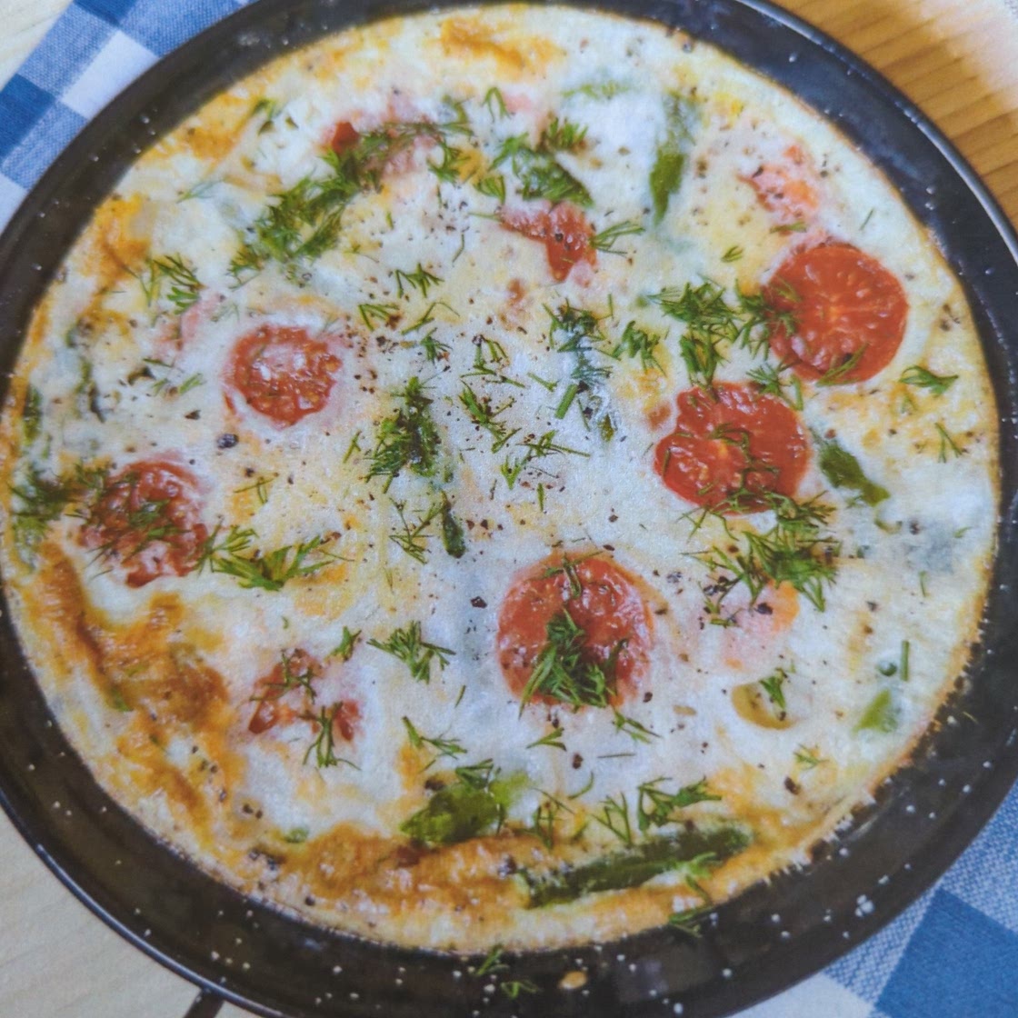 Smoked salmon, Feta & Asparagus Omelette