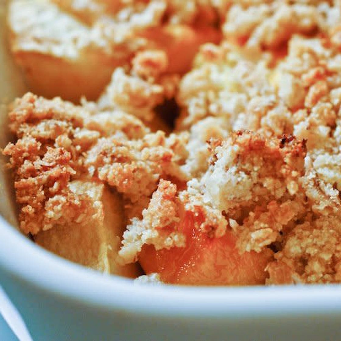 Mango Apple Crumble
