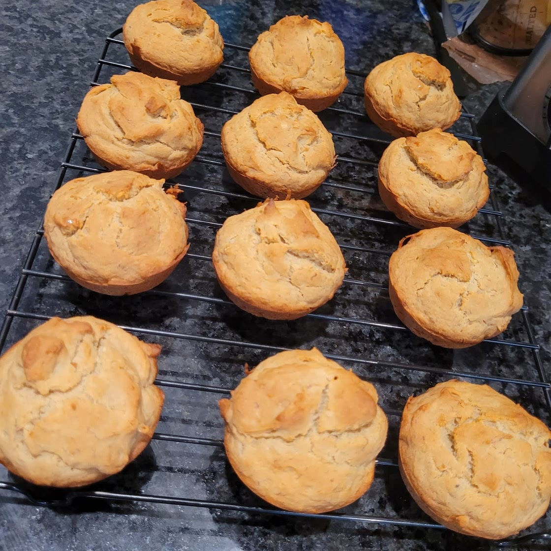 Healthy Banana Muffins with Applesauce