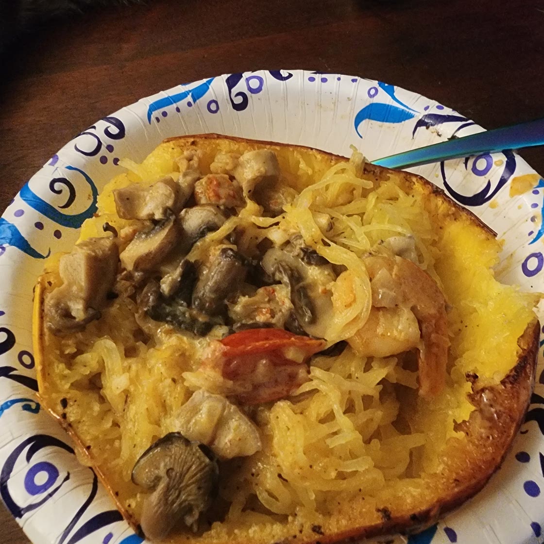 Spicy seafood and veggie topper