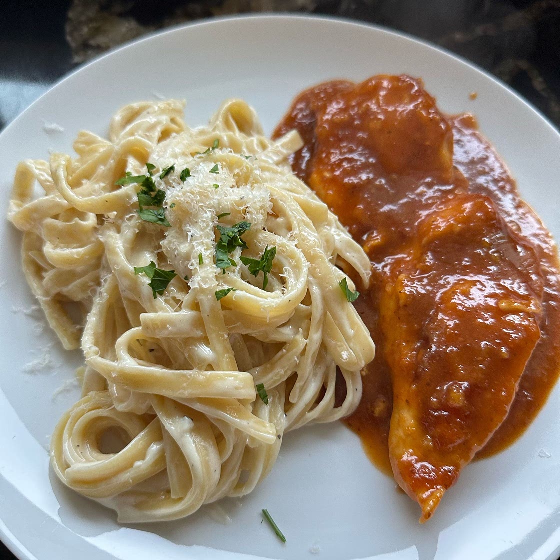 Fettuccine Alfredo