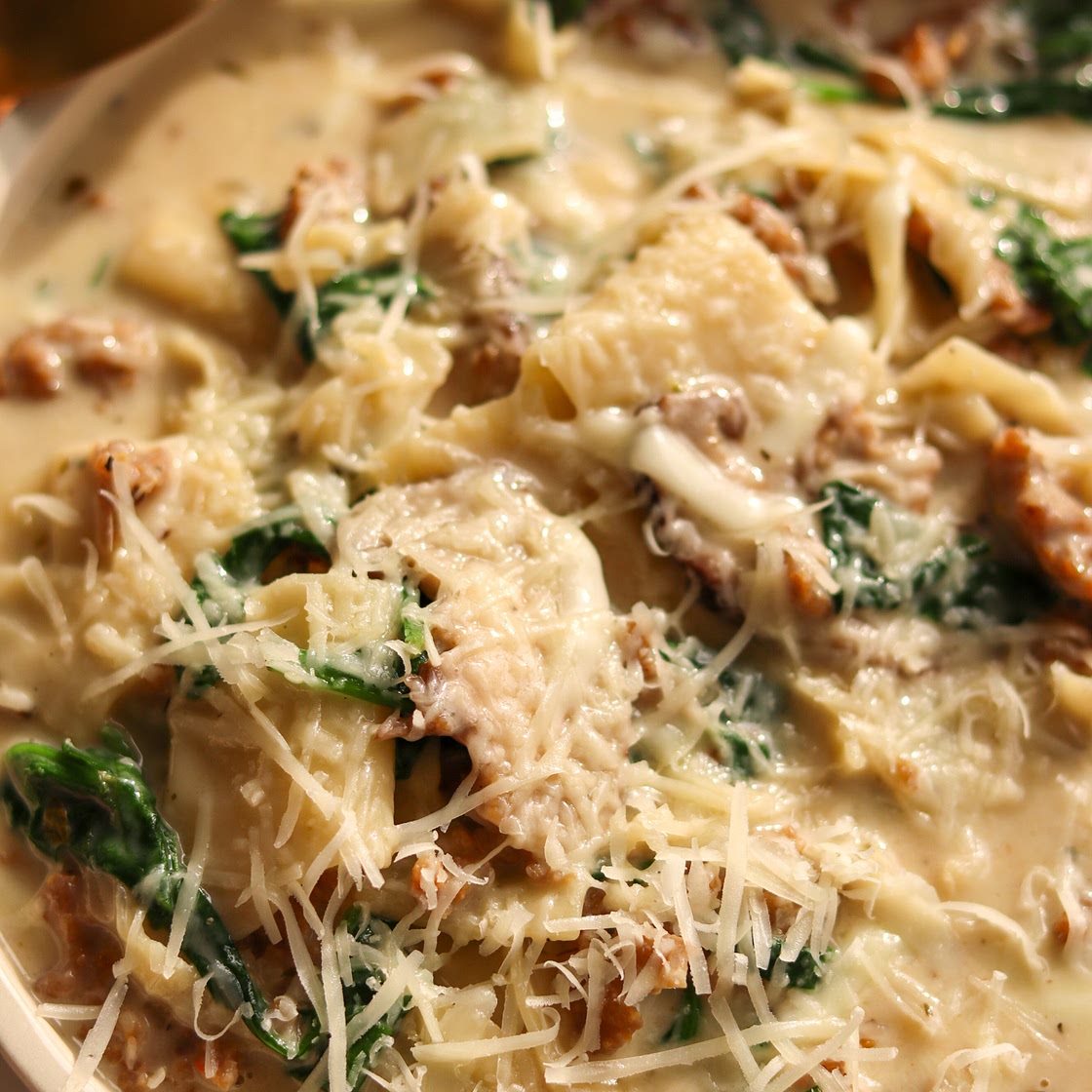 One Pot Creamy White Lasagna Soup