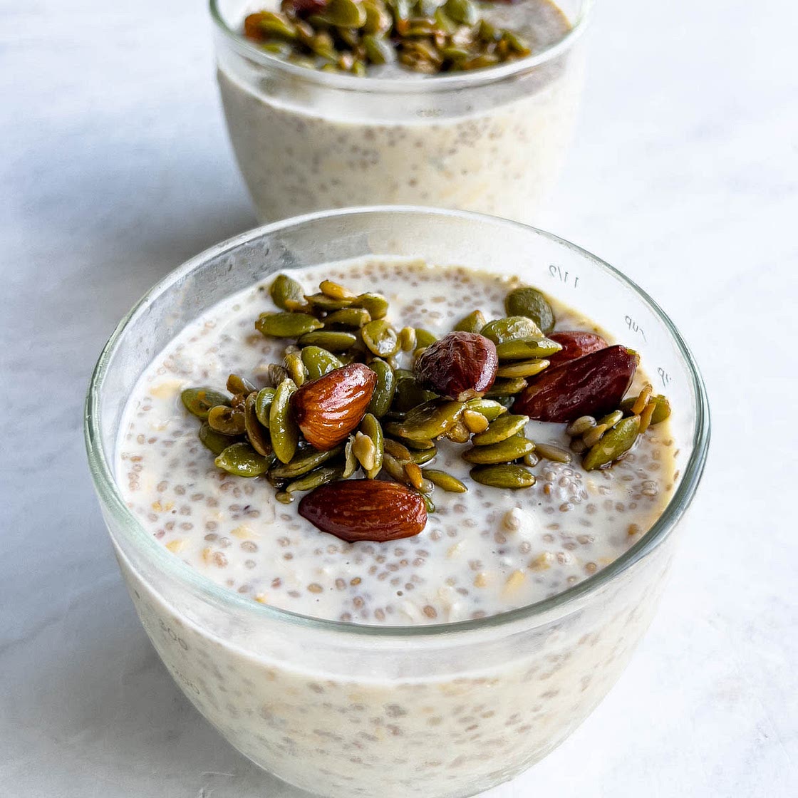 Naturally Sweetened Overnight Oats with Chia Seeds (Basic Recipe)