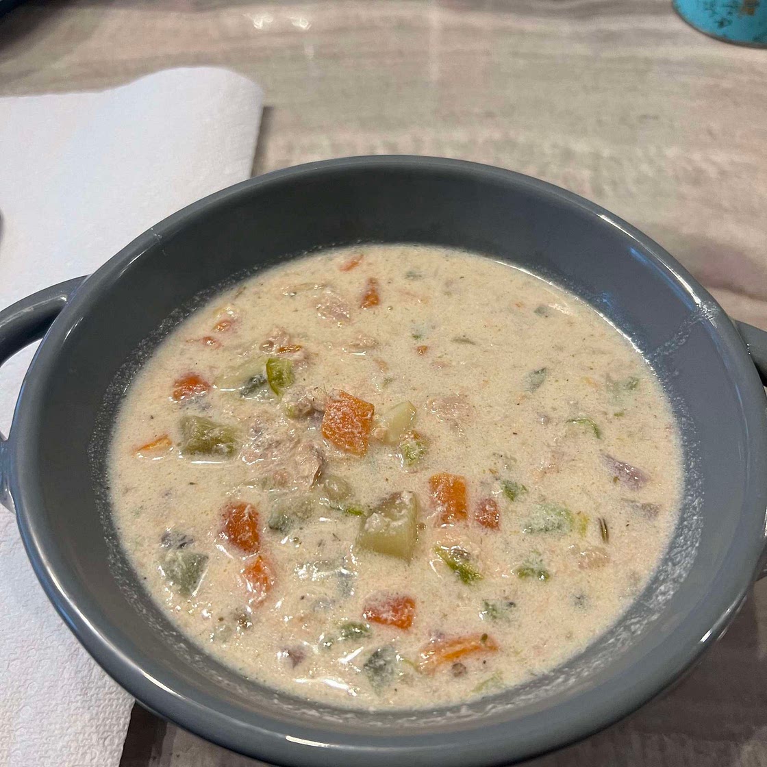 Salmon chowder