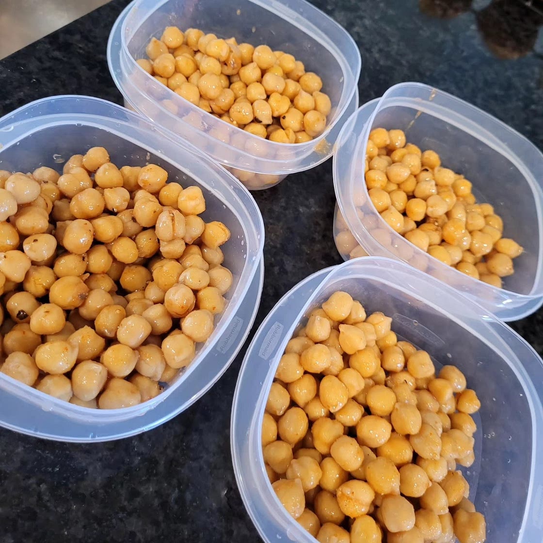 Crispy Sriracha Maple Chickpeas (Air Fryer)