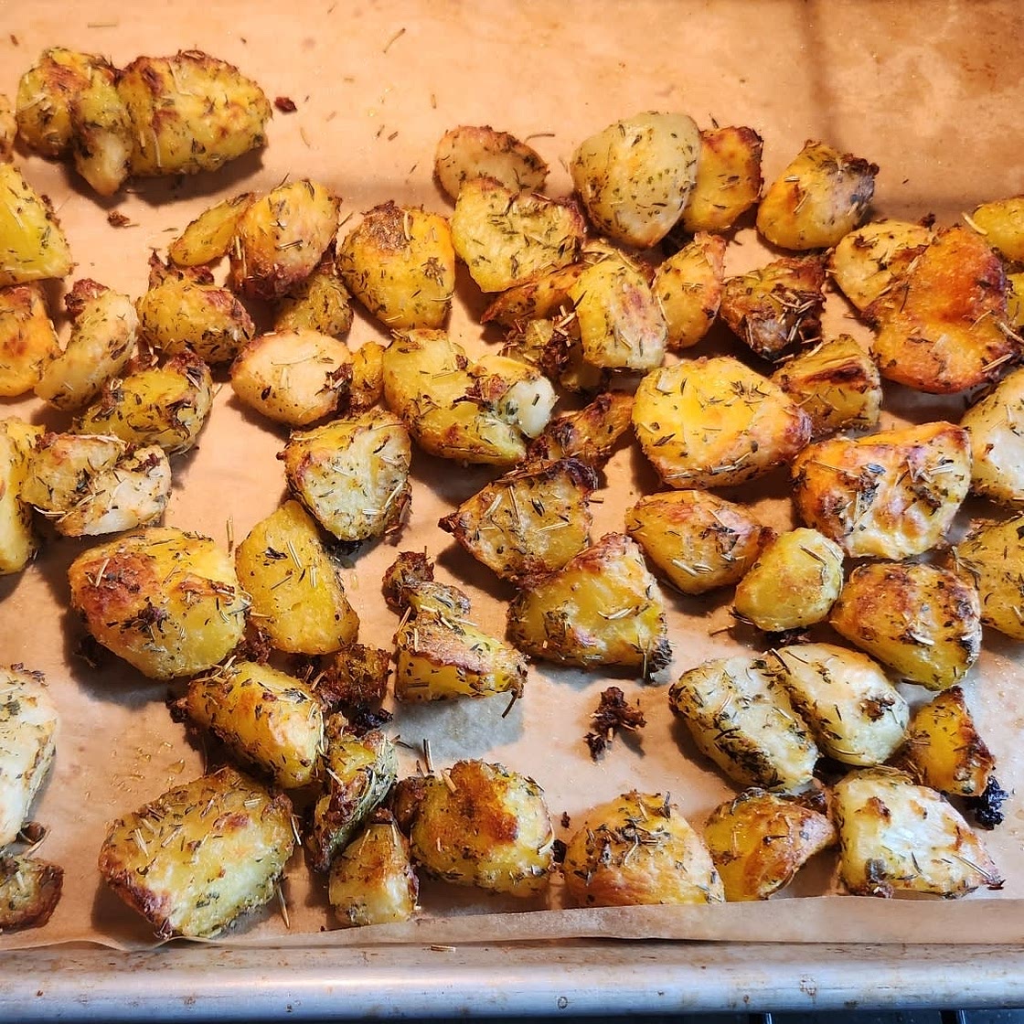 The Best Crispy Roast Potatoes Ever Recipe