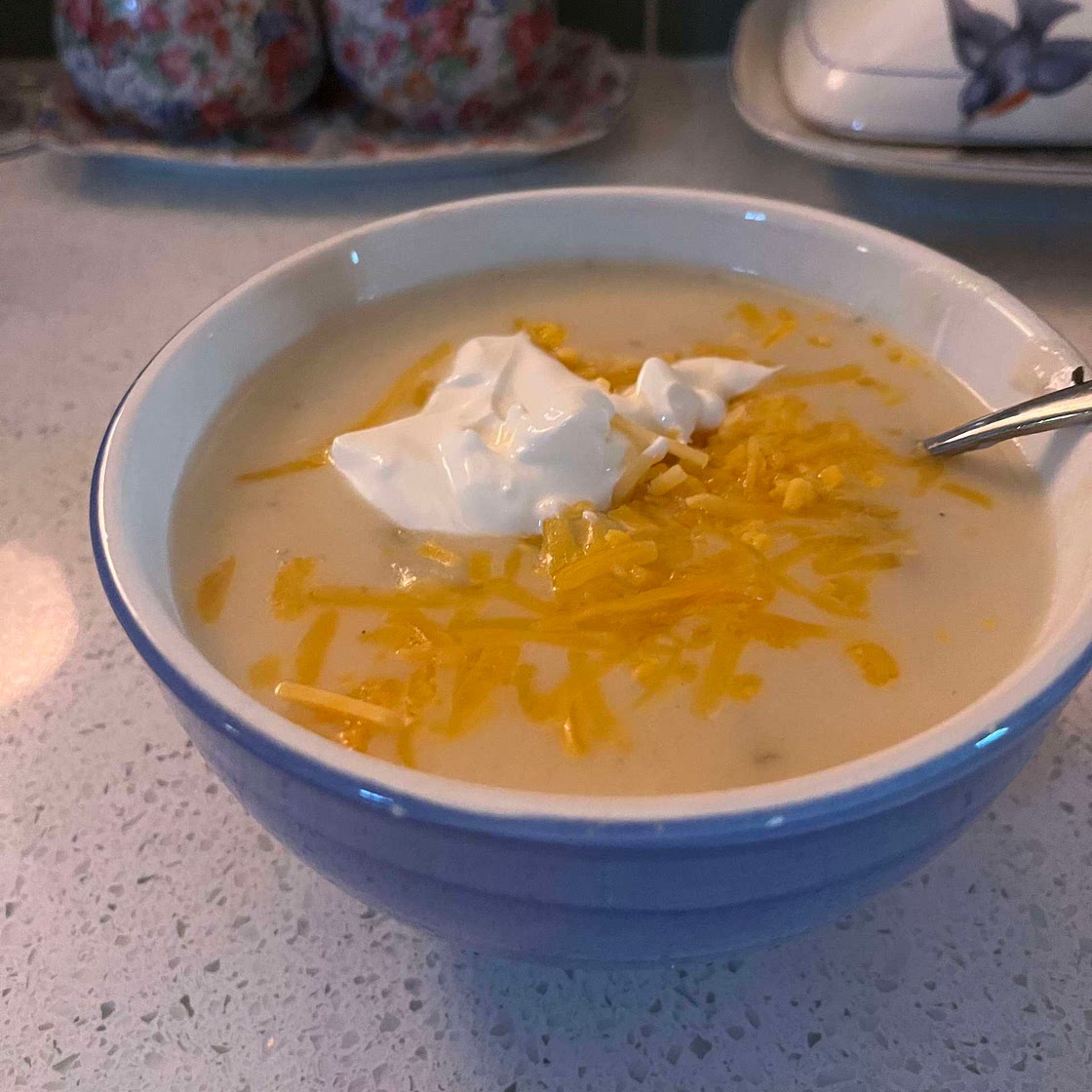 Instant pot loaded baked potato soup