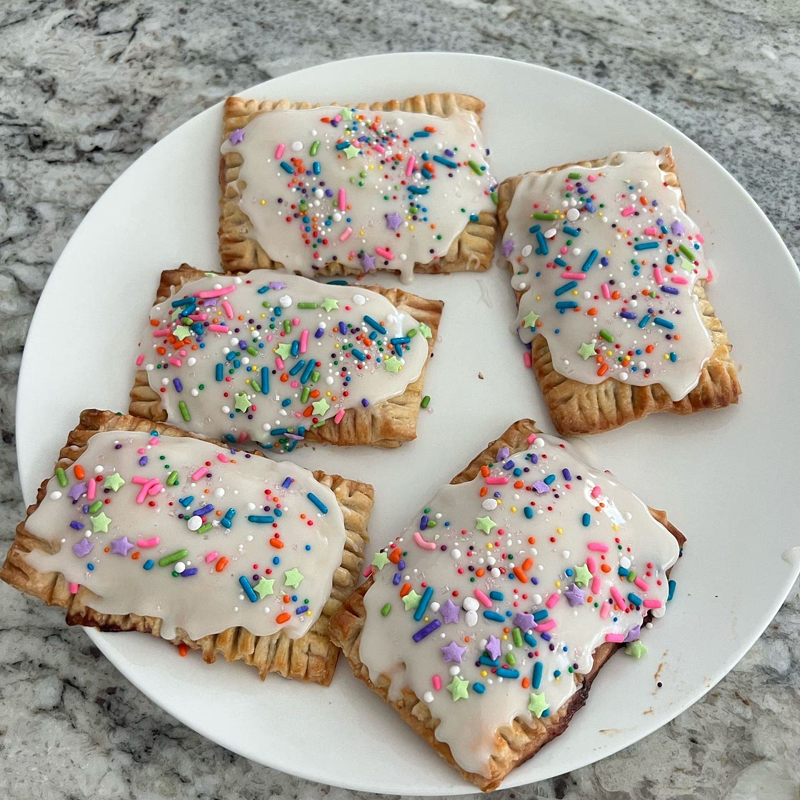 Homemade Strawberry Pop Tarts