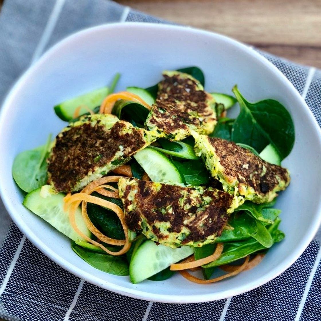 Zucchini and halloumi fritters