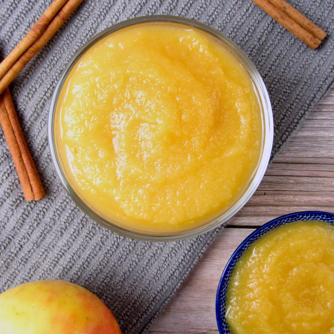 Homemade Peach Applesauce (Vegan)