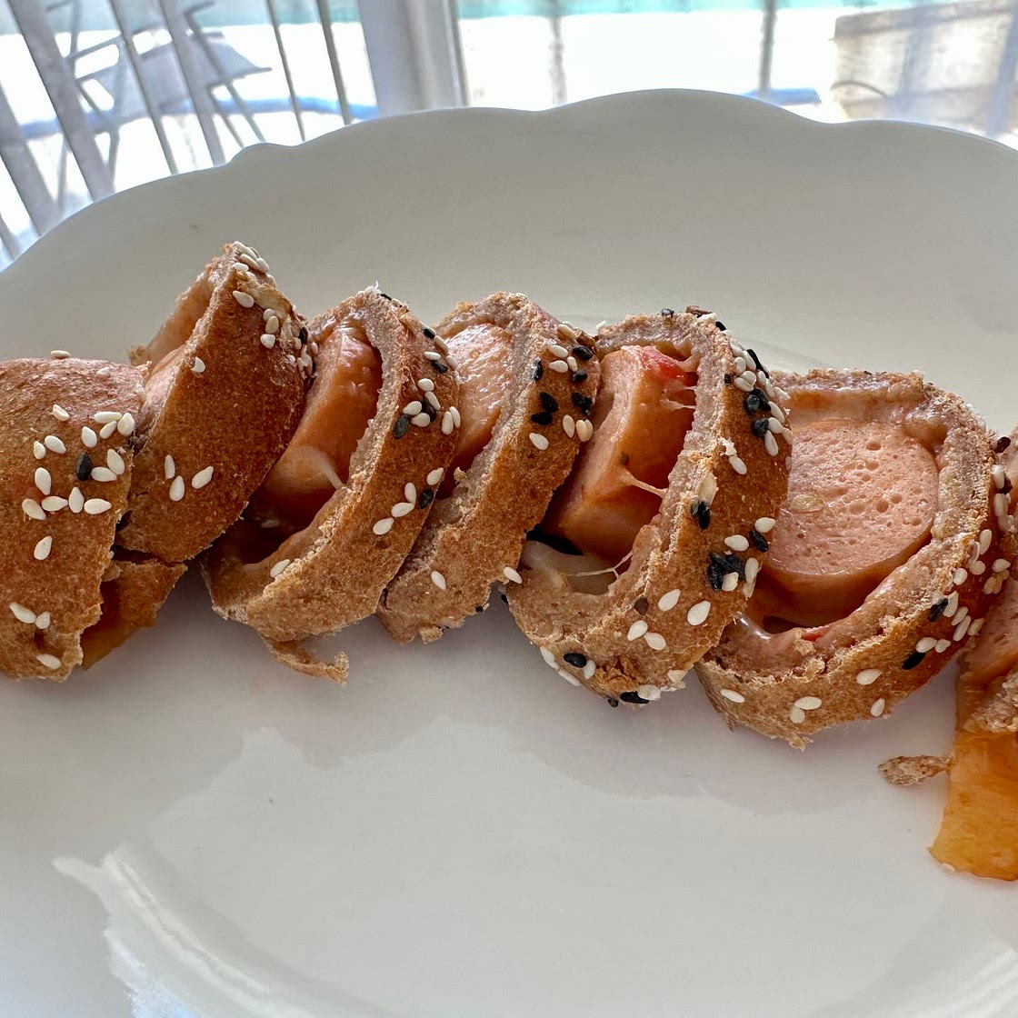 Pizza sausage rolls 