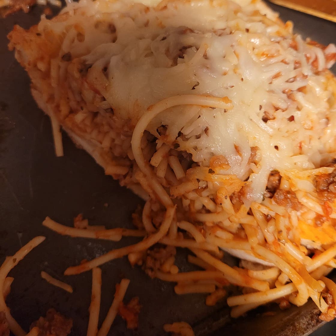 Spaghetti Stuffed Garlic Bread