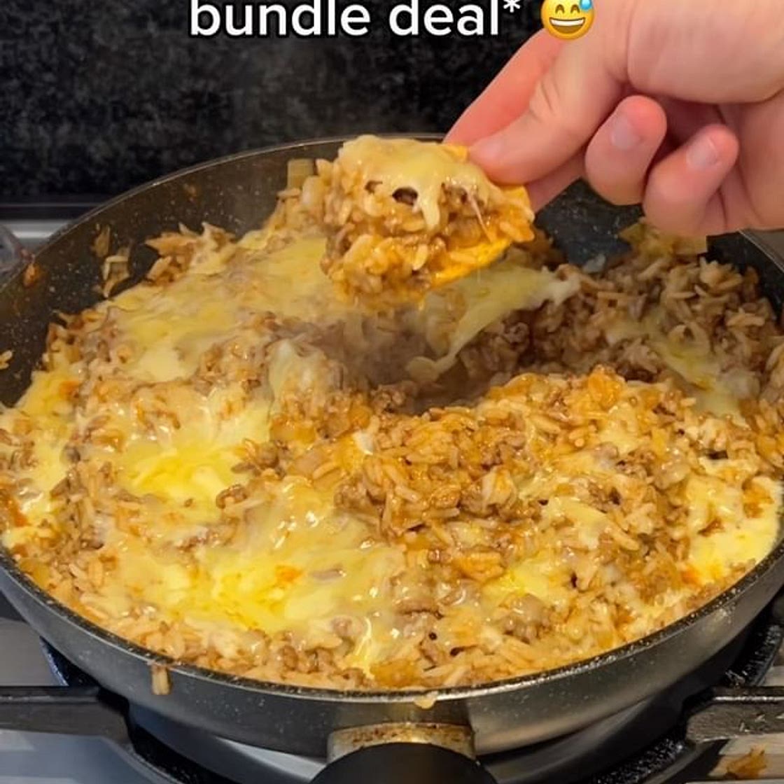 One pot cheesy taco rice 