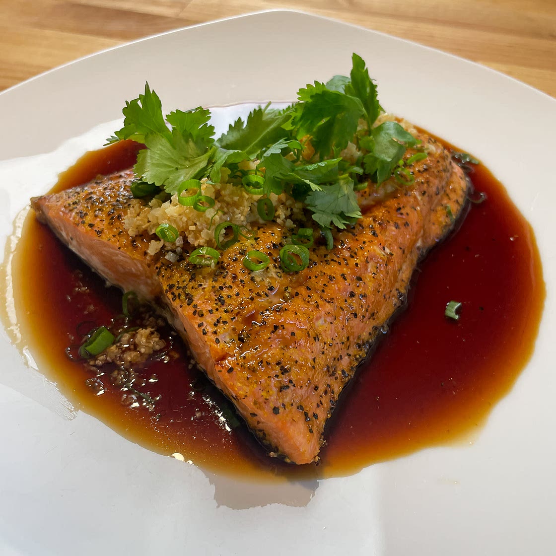10 Minute Baked Lemon Pepper Salmon
