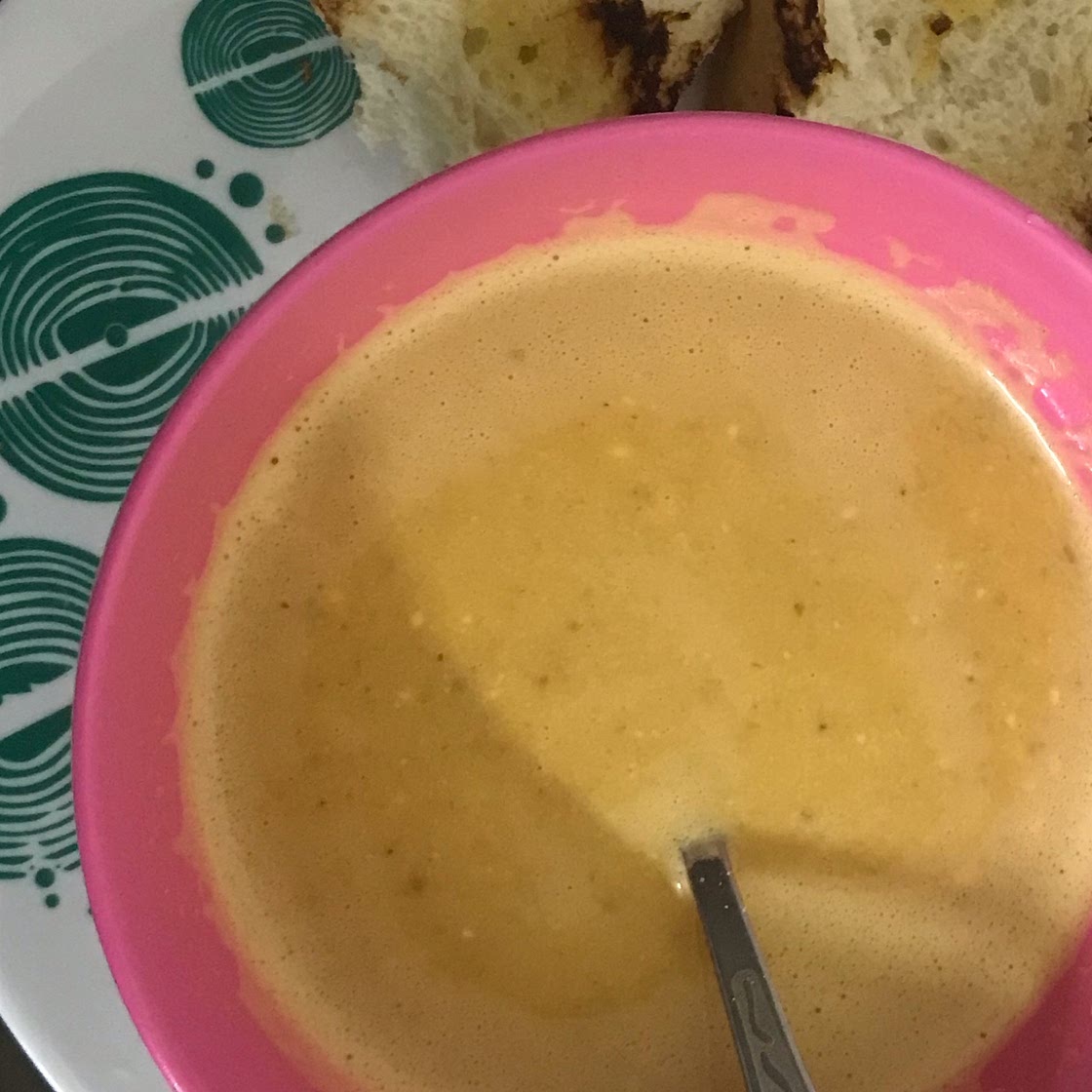 Spiced carrot & lentil soup