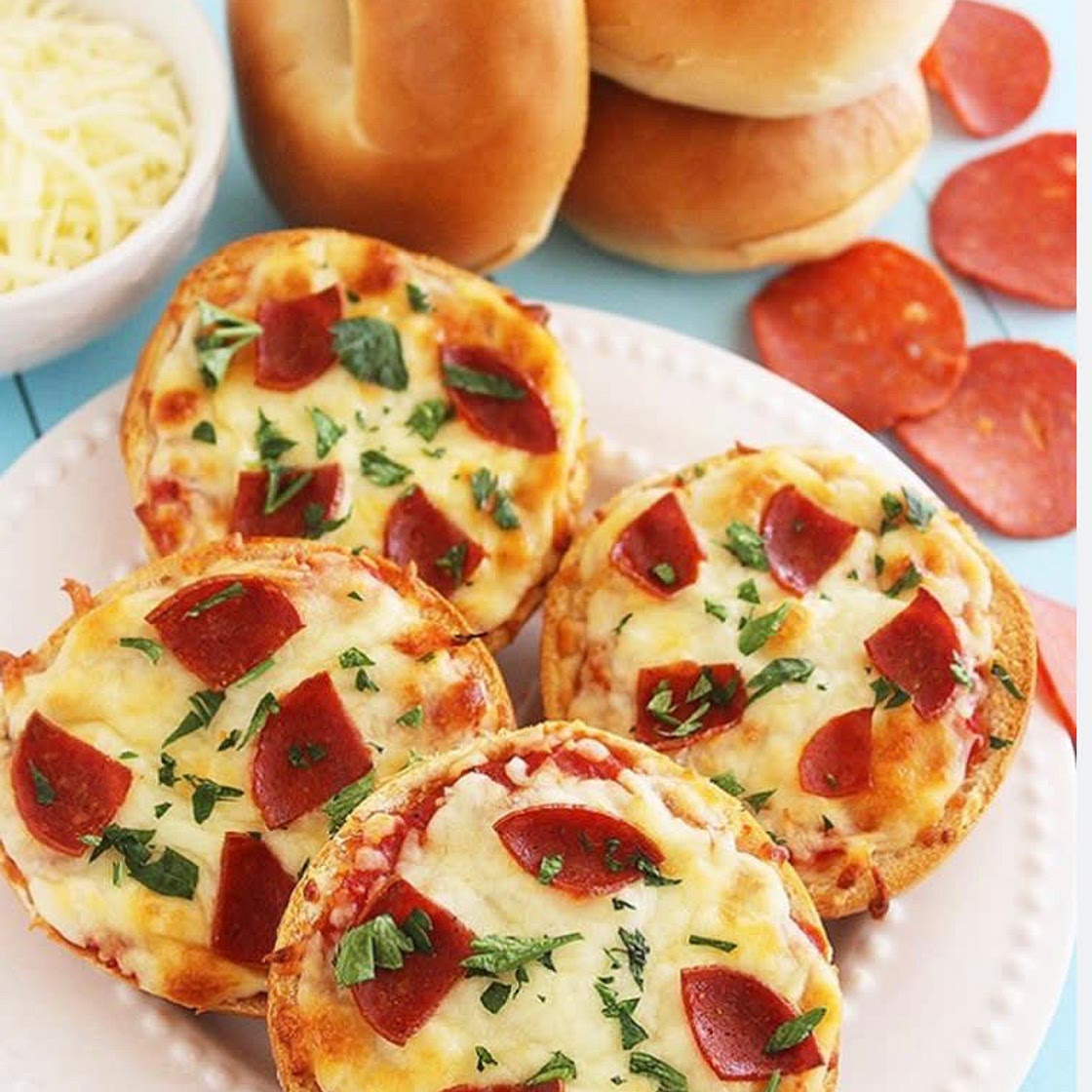 Pizza bagels