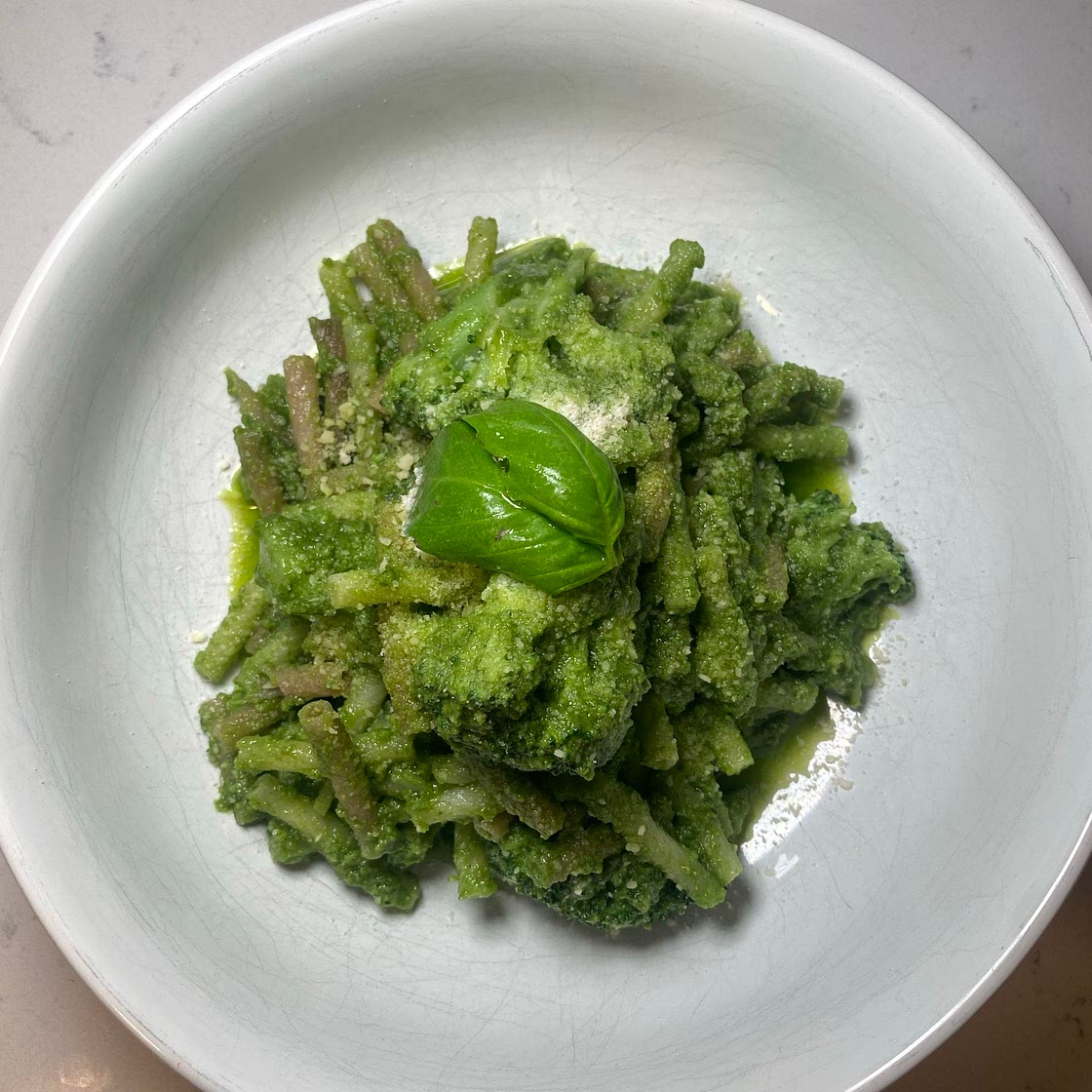 Creamy Pesto-Broccoli Pasta