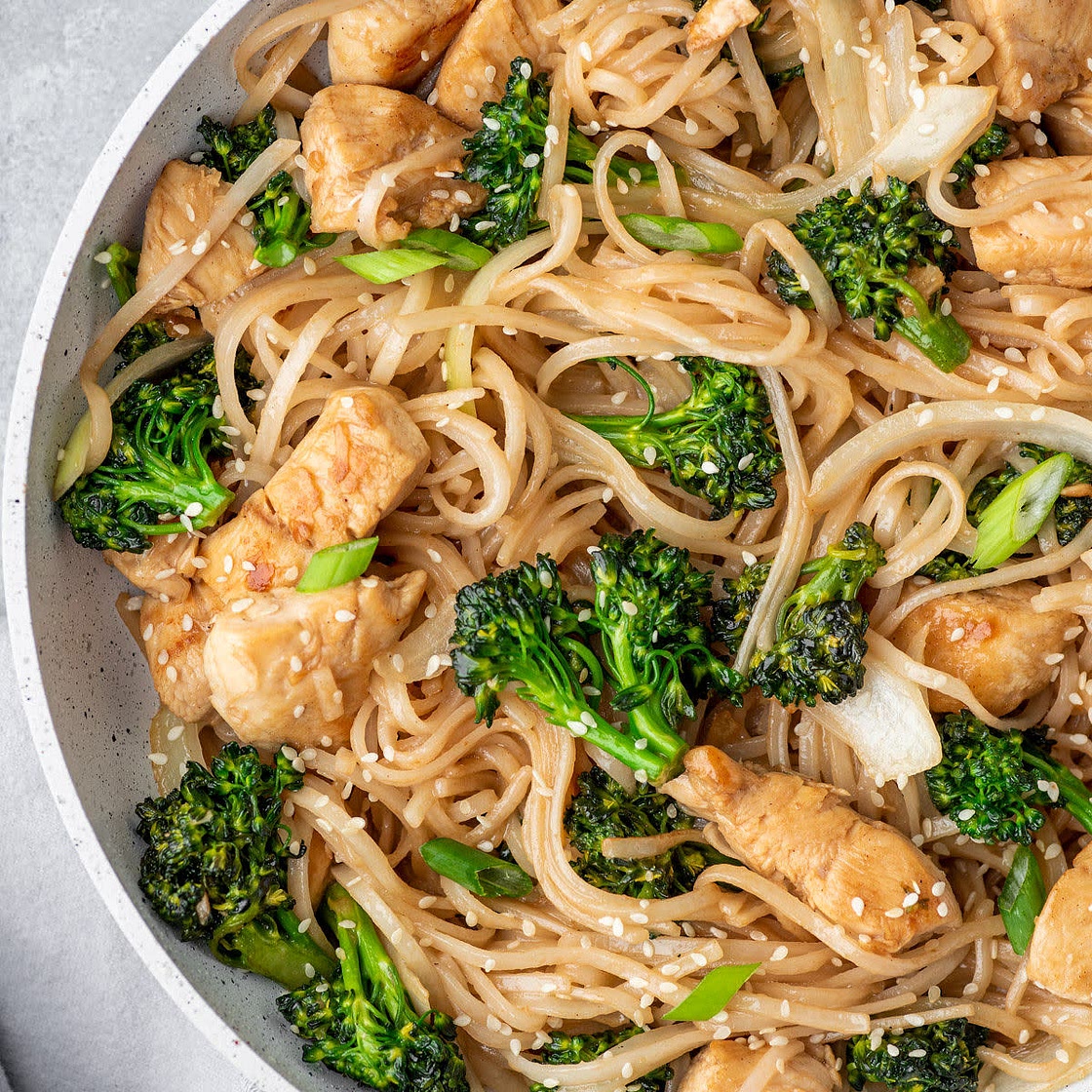 Chicken and Broccoli Noodle Stir-Fry