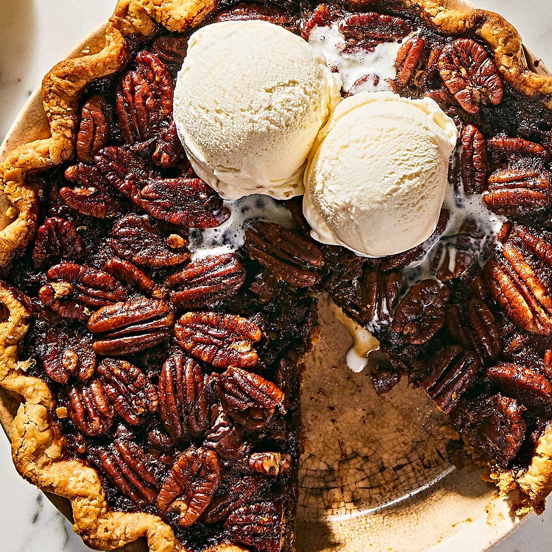 D'licious Chocolate Pecan Pie