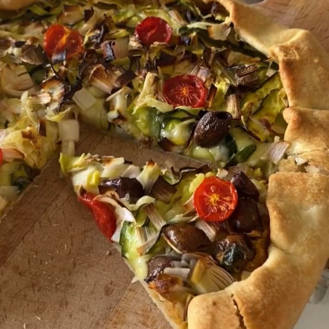 Torta salata ceci zucchine e porri