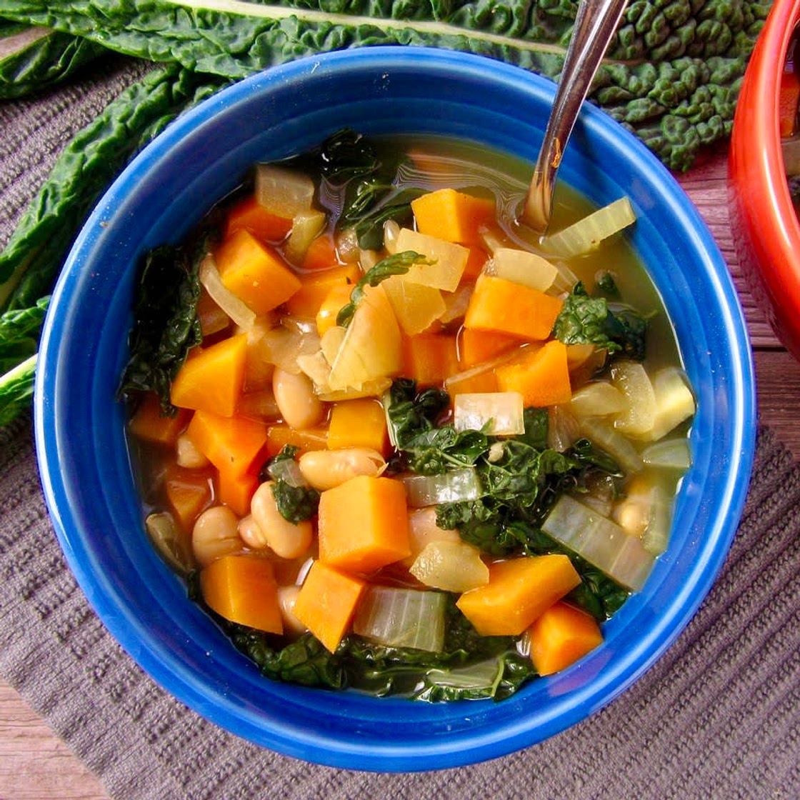 Vegan Sweet Potato Kale Soup